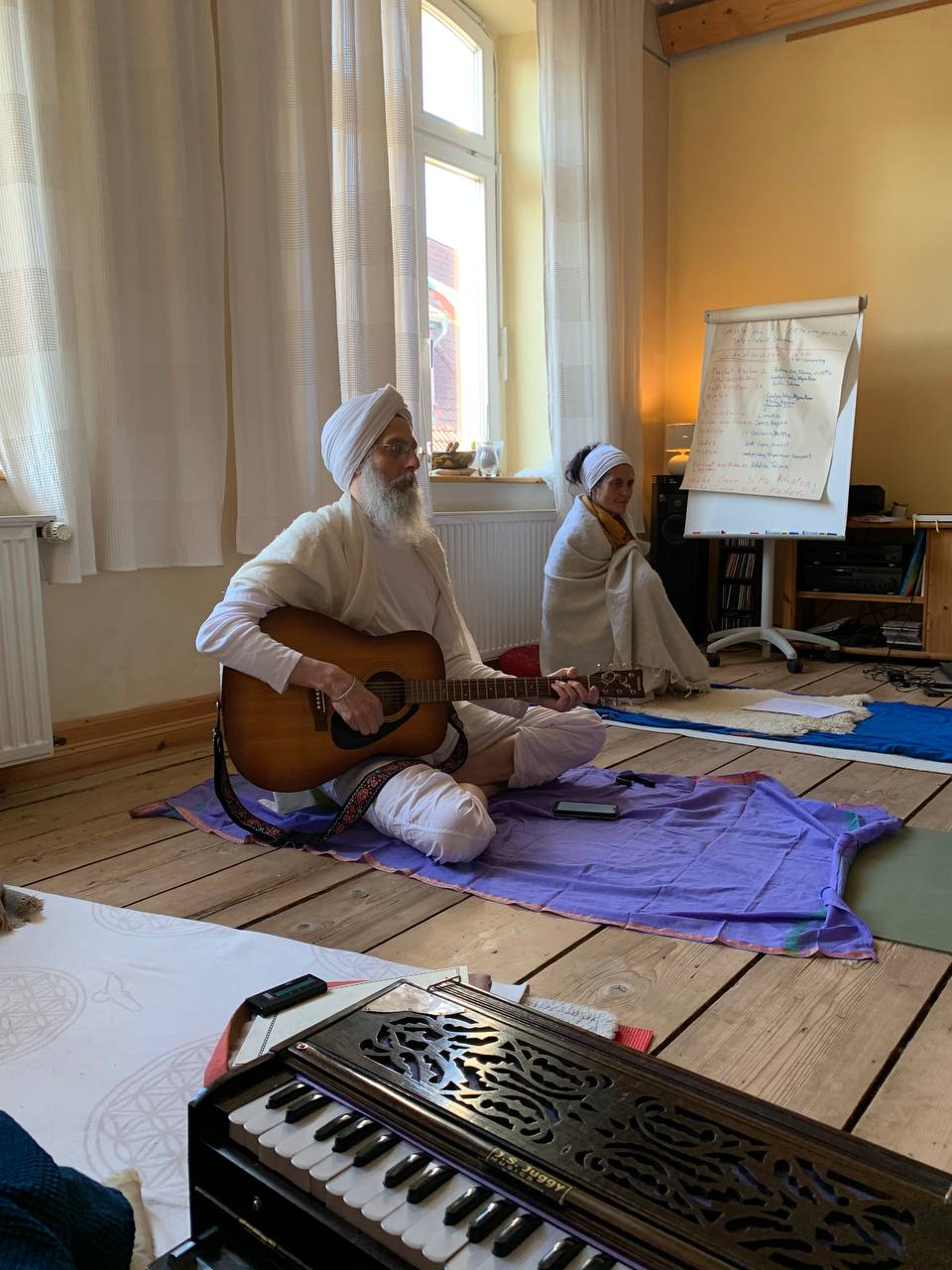 Yoga und Sangeet